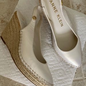 Wedge shoes size 8&1/2 medium